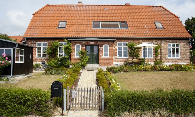 Neuendorf Appartement | Vacation apartment Lehrerstube