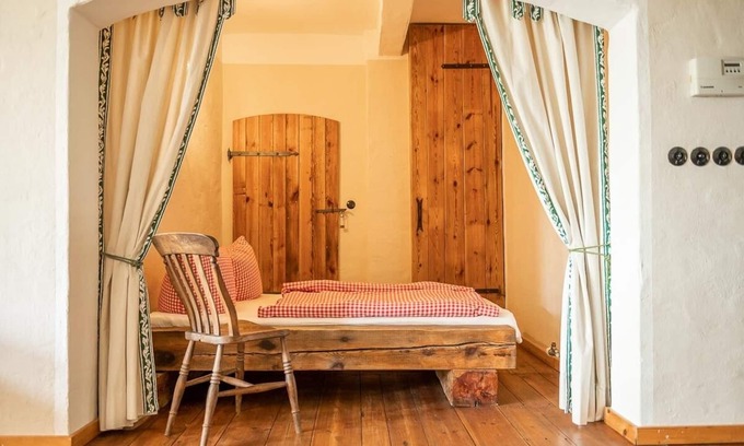 Puddemin Appartement | Vacation apartment Poltenbusch - Rustic 100sqm apartment in beautiful southern Rügen