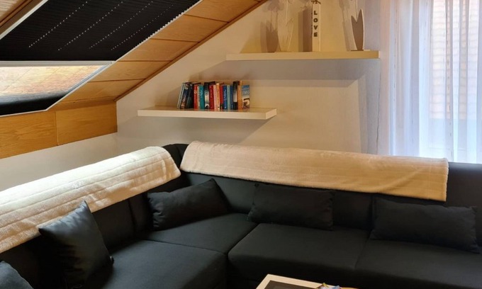 Eppenbrunn Appartement | Vacation apartment, shower and bath, WC, 2 bedrooms - Apartment Persang