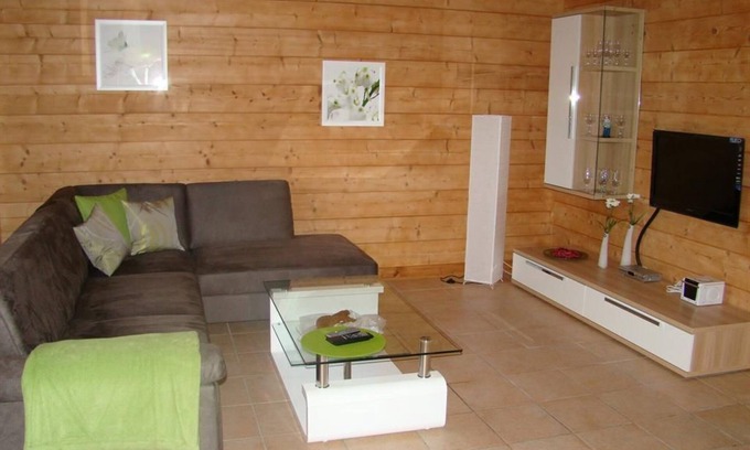 Nußbaum Appartement | Appartement Sehn I Basement - Apartments Sehn