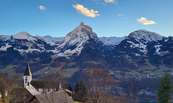 Amden Appartement | Vacation apartment suitable for large families and groups. Hiking and skiing