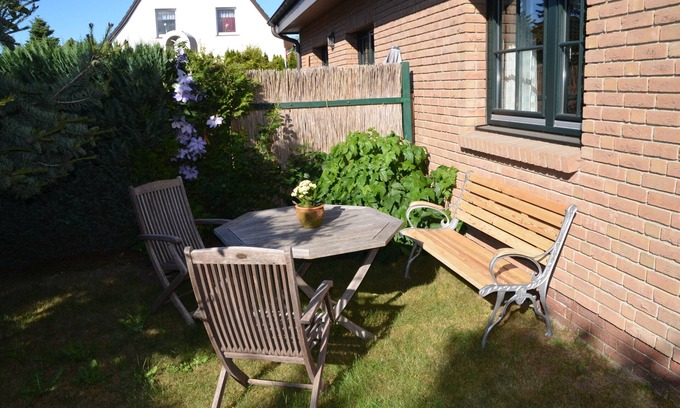 Altefaehr Appartement | VACATION APARTMENT TO FEEL GOOD AND RELAX