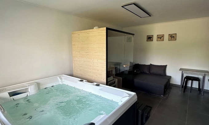 Glindfeld Appartement | Vacation apartment with whirlpool and sauna