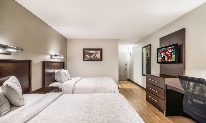 Woburn Hôtel | Vacation Day Is Always a Great Idea! Near Downtown, Liberty Ride Trolley Tour