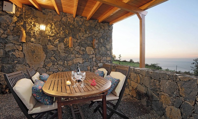 Las Rosas Maison | Maison de vacances "El Nogal" avec vue sur la mer, terrasse privée et Wi-Fi.