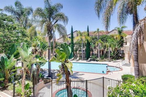 University City Appartement | -Vacation First floor luxury condo La Jolla, Spa, Pool, Gym