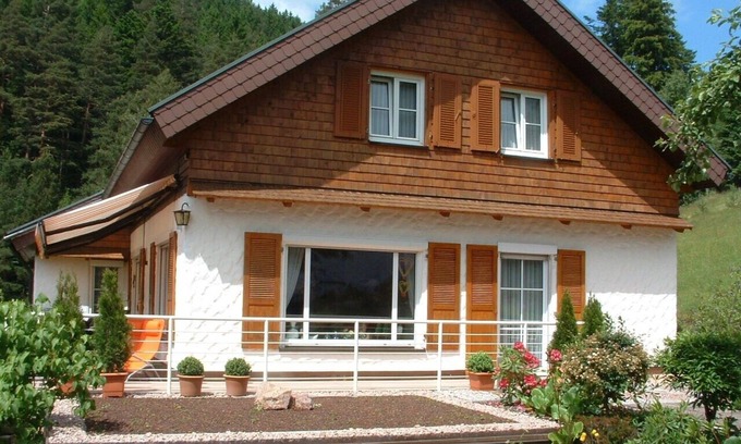 Baiersbronn Appartement | «le petit paradis des vacances» 4 Fe-Wo bien-être. -TALBLICK- unique face au sud, calme
