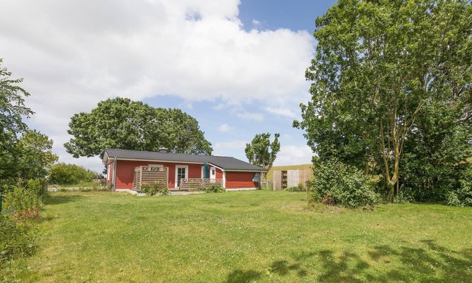Nordstrand Maison | Vacation home Altes Schäferhaus on Nordstrand for up to 4 people