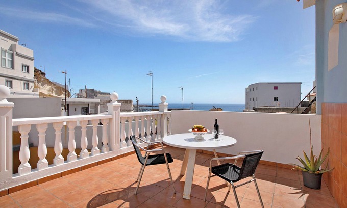 Las Arenas Appartement | Maison de vacances "Atico Las Arenas" avec vue sur mer, terrasse privée et Wi-Fi