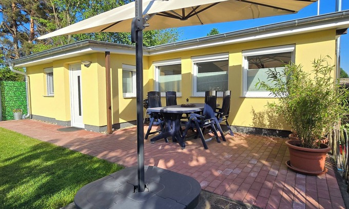 Mullrose Maison | Vacation home by the forest in Müllrose. Fully furnished and refurbished. Near the lake