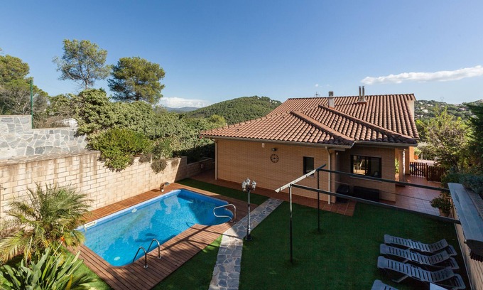 Canyelles Maison | Maison de vacances "Casa Lourdes" avec piscine privée, jardin et Wi-Fi