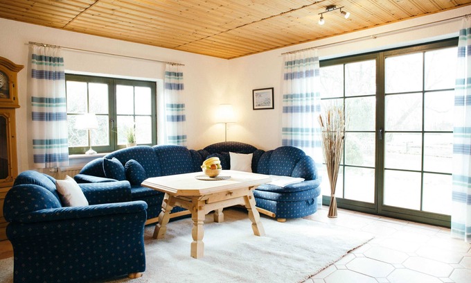 Patzig Appartement | Maison au toit de chaume - Maison de vacances et Appartement sous un toit de chaume dans Woorke