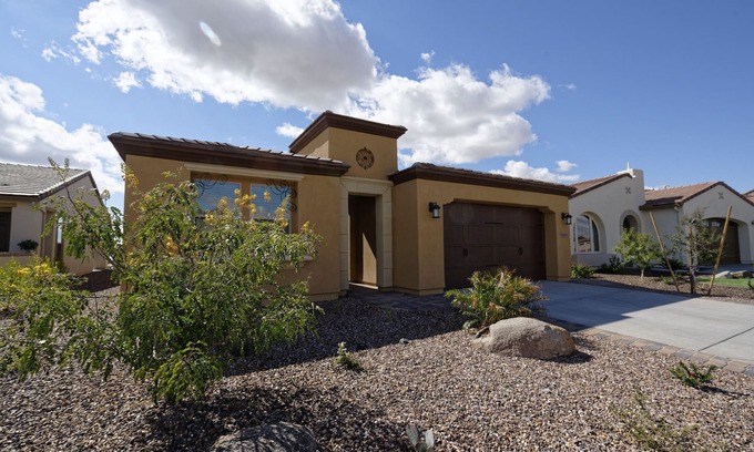 Encanterra Maison | Brand New Home @ Encanterra Country Club- Style de vie luxueux dans un complexe hôtelier