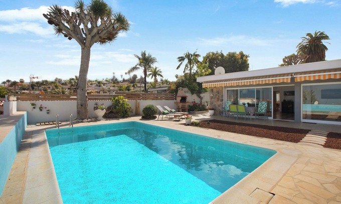 Puerto de la Cruz Villa | Maison de vacances "Paraíso" avec vue sur mer, piscine et Wi-Fi