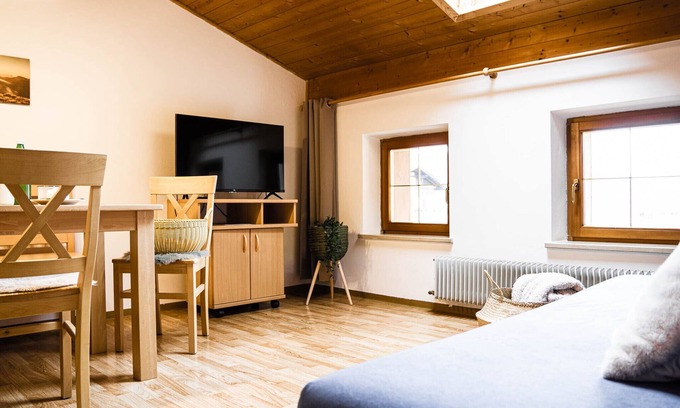 Rasa Appartement | Vrbo Property