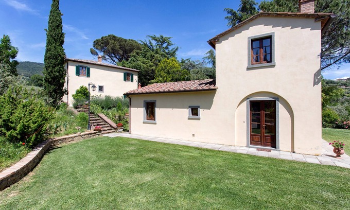 San Pietro a Cegliolo Maison | Vacation home for 14 guests with 300m² in Cortona (273281)