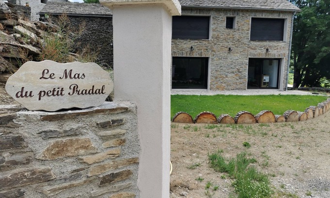 Cassagnas Maison | GÎTE EN CÉVENNES, 6/7 personnes, neuf et spacieux.