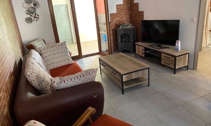 Deltebre Maison | Maison de Vacances jusqu'à 7 personnes, avec terrain clos, parking privé.