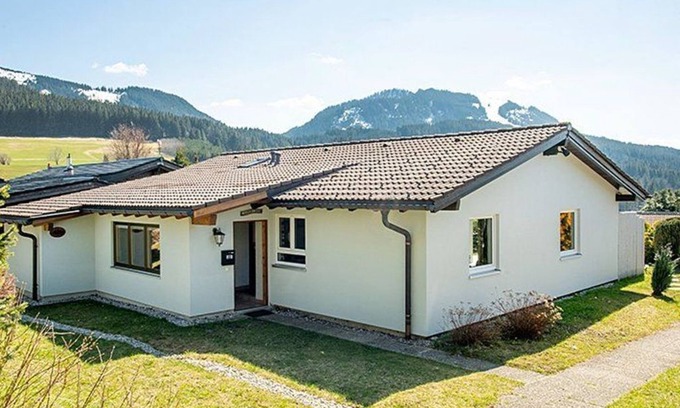 Nesselwang Maison | Vacation home Gamssteige in the vacation village Reichenbach (G22) - Spacious vacation home with panoramic view, HT