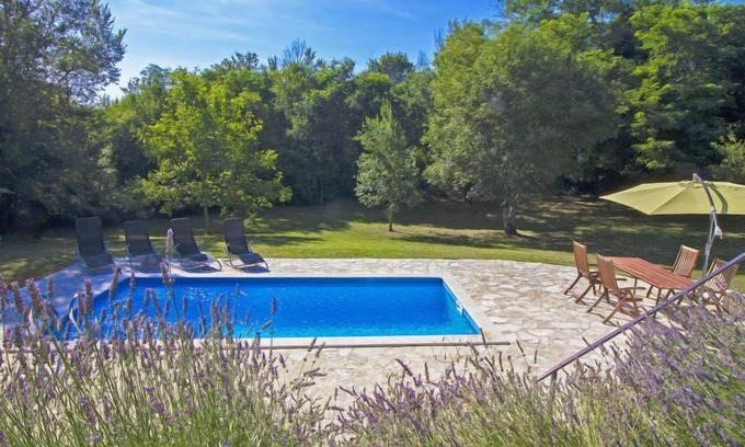 Topid Maison | Maison Green by Interhome
