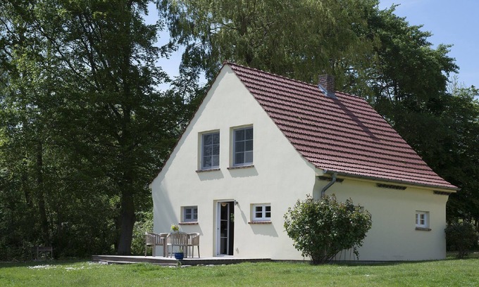 Grubnow Maison | Maison de vacances "Gut Grubnow Rügen" avec vue sur le lac, terrasse privée et Wi-Fi