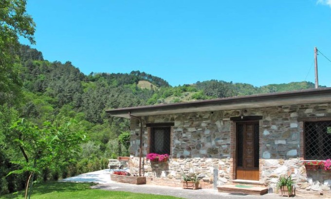 Massa Maison | Maison Il Gelso à Marina di Massa - 4 personnes, 1 chambres
