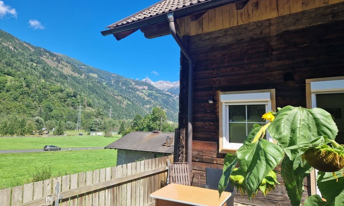 Stall Maison | Vacation home in Carinthia with mountain views and Wi-Fi