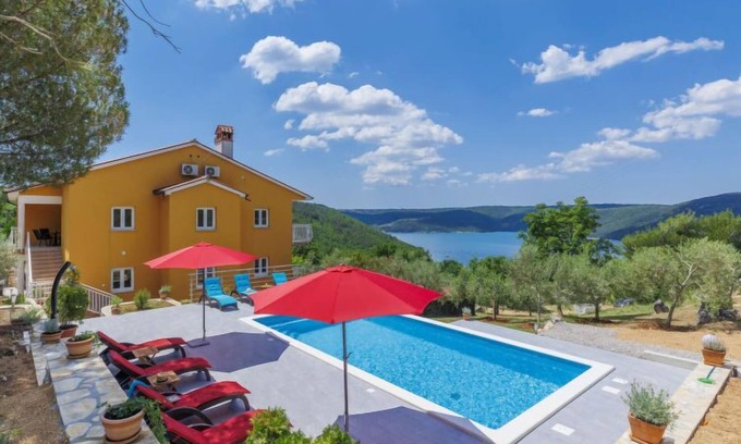 Trget Maison | Maison Kosić by Interhome