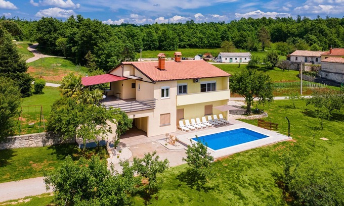 Sveta Katarina Maison | Maison Larisa by Interhome
