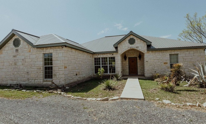 Sabinal Maison | Vacation Home located in the Golf Course