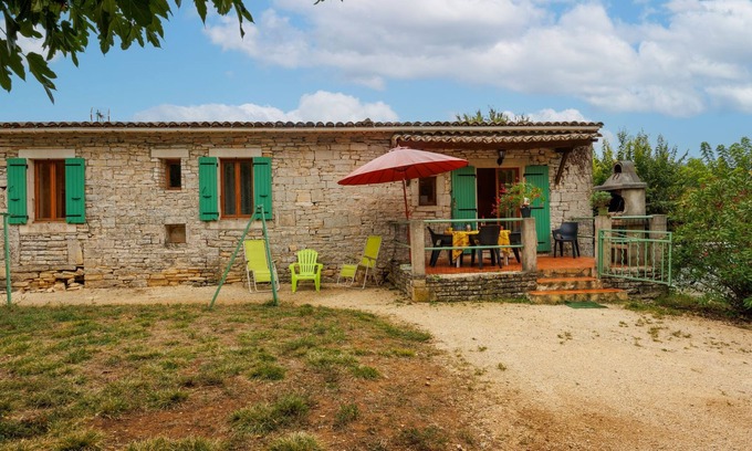 Barjac Maison | Maison Lozard by Interhome