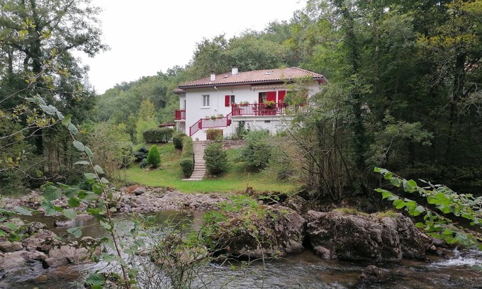 Esterencuby Maison | Vacation Home "Maison Kukusoa En Bord De Rivière" with Private Terrace & Wi-Fi