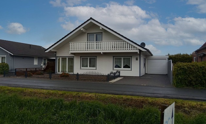 Rhauderfehn Maison | Vacation home Mooi Huus 95157 - Holiday home Mooi Huus