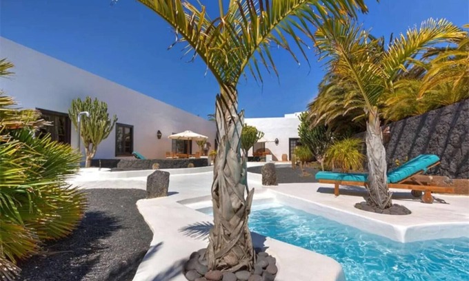 Teguise Maison | Maison de vacances 'Palacio Taro Chimida' avec piscine privée