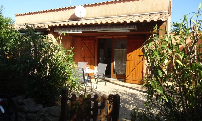 Gruissan Maison | Vacation home Plate Gruissan Ayguades: 2 bedrooms, 2 bathrooms, 2 terraces, pool