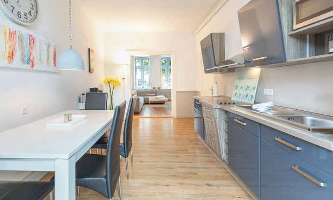 Husum Maison | Vacation home Stadthuus 51 in Husum for up to 4 people
