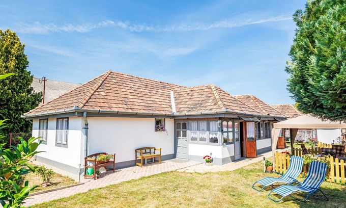 Balatonoszod Maison | Maison Sunny by Interhome