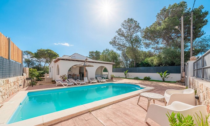 Santanyi Maison | Maison de vacances "Villa Abril" avec vue sur les montagnes, piscine et Wi-Fi