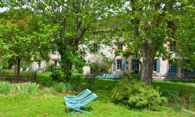 Montlaur Maison | Gite de charme avec piscine et jardin en pleine nature (Amaryllis)