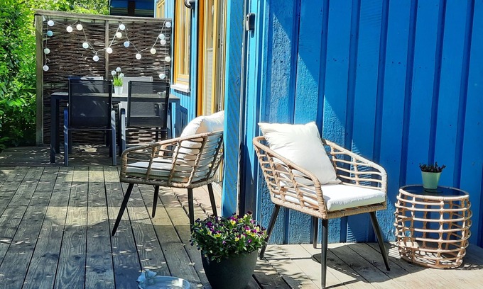 Bremke Maison | Vacation home with barrel sauna, fireplace and massage chair.