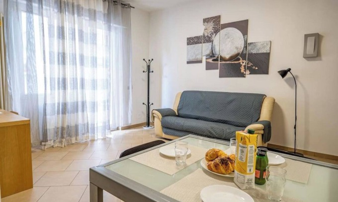 Pegli Appartement | Vacation House Genoa Pegli - car parking - 2 steps from the sea