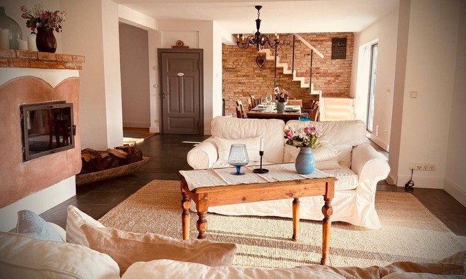 Kuhs Maison | Vacation in the country - vacation home Ulenhuus Mecklenburgische Schweiz (up to 10 pers.)
