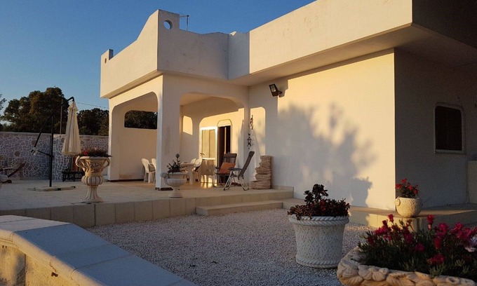 San Pietro in Bevagna Maison | Maison de vacances avec grande terrasse u. Jardin - à 900 mètres de la mer Ionienne