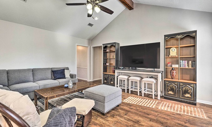 Wheeler Ridge Maison | Vacation Rental Home Near College Station