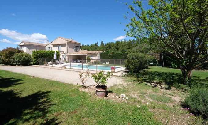 Carpentras Villa | Location vacances piscine CARPENTRAS LS4-374.