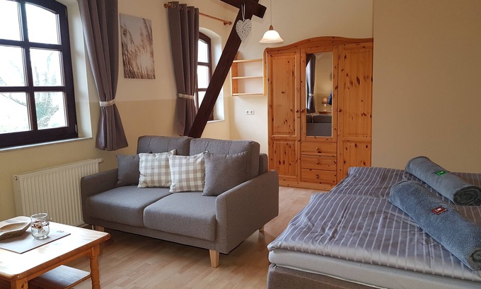 Steffenshagen Appartement | Vacances-repos - nature - Mer Baltique et pourtant situé au centre! Ferienwhg. 9 & 10