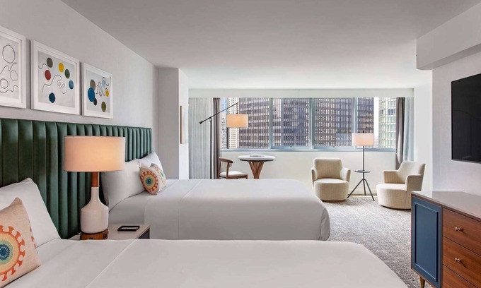 Downtown Chicago Station Balnéaire | Vacation Starts Here! Near Chicago Riverwalk and The River Theater, Pets Allowed