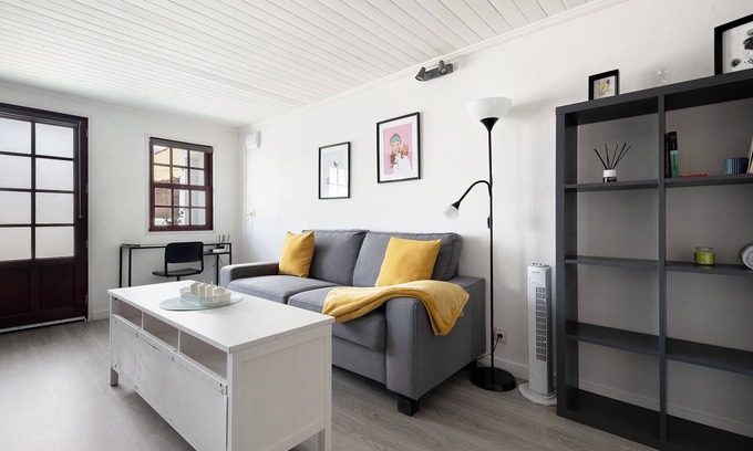 Las Arenas Appartement | Studio de vacances 'Actors' avec vue sur les montagnes, terrasse privée et Wi-Fi