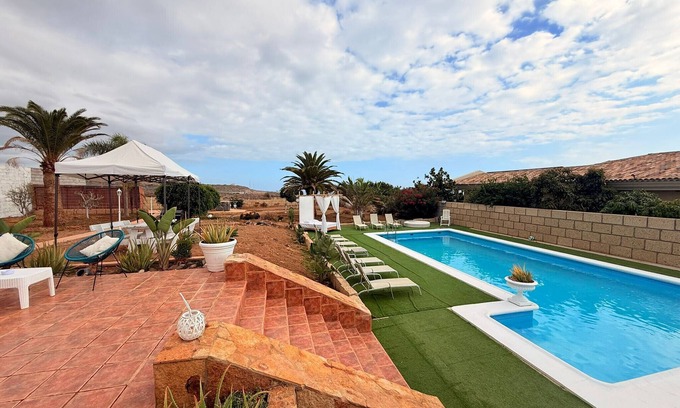 Adeje Villa | Villa de Vacances 'Luxury El Mirador' avec Vue sur la Mer, Piscine Privée et Wi-Fi