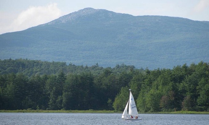 Rindge Cottage | L'oasis de vacanciers sur le front de mer de la pittoresque Pearly Pond.